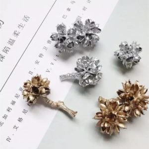 永生花花材，蝴蝶果、胡椒果 (金、銀)，一份三顆